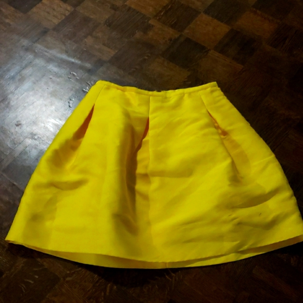 Yellow tulip skirt